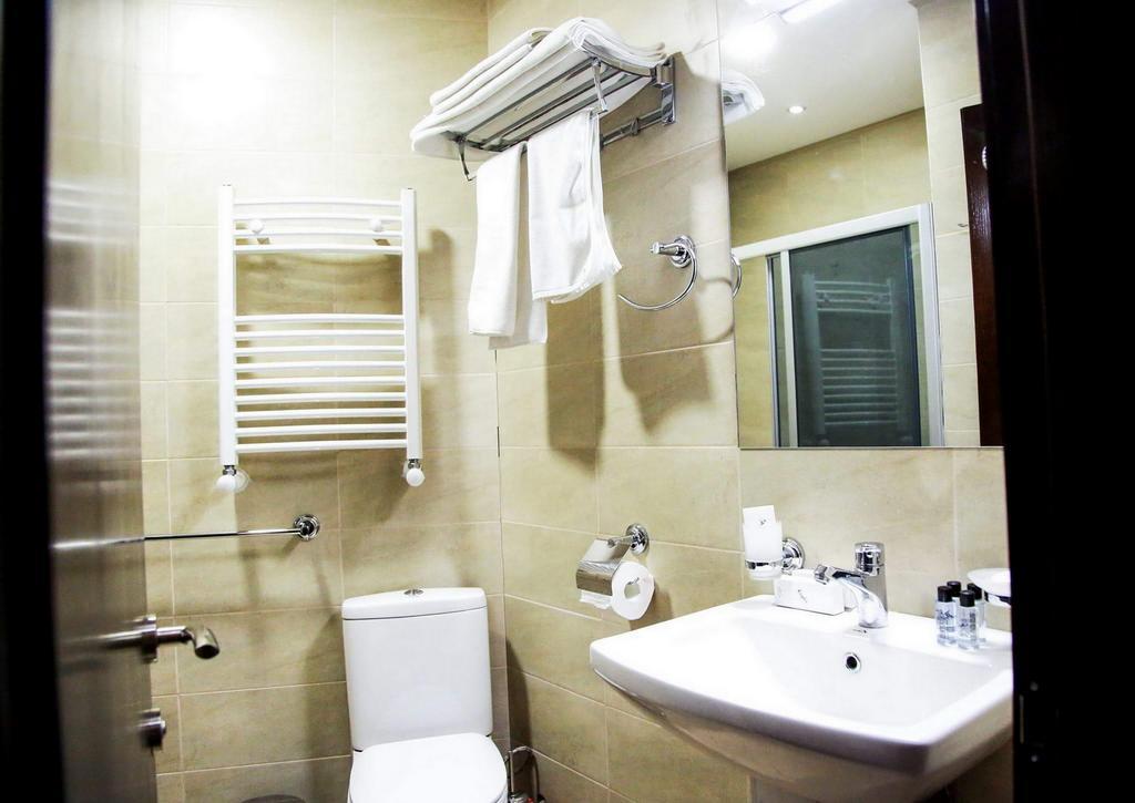 Hotel Feri 第比利斯 外观 照片
