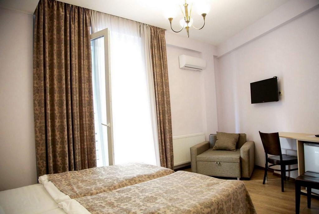 Hotel Feri 第比利斯 外观 照片