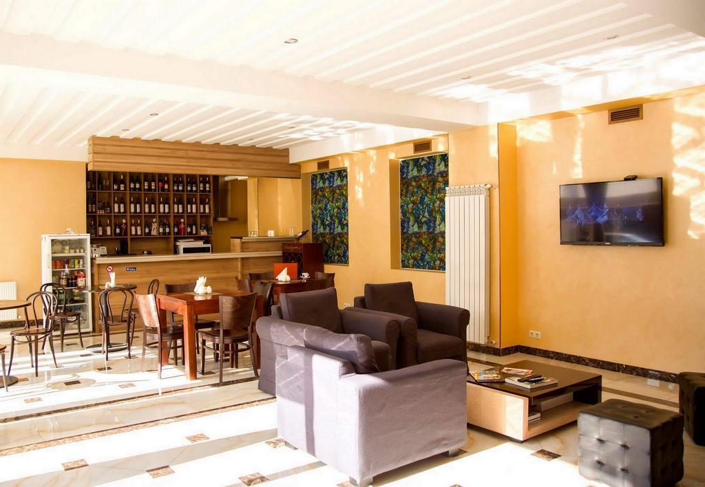 Hotel Feri 第比利斯 外观 照片